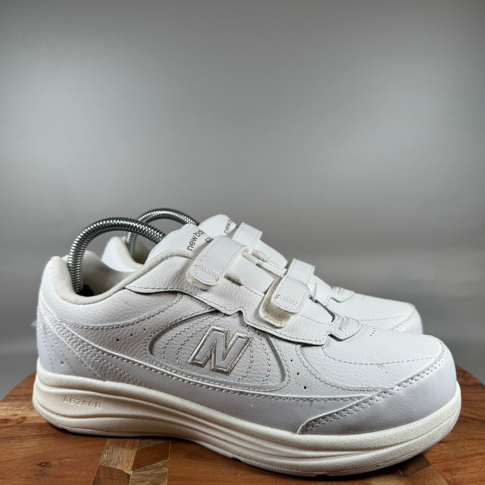 New Balance 577 Womens 8 2E Extra Wide White Leather Walking Shoes WW577VW